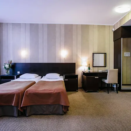 Отель Hestia Maestro Old Town 3*